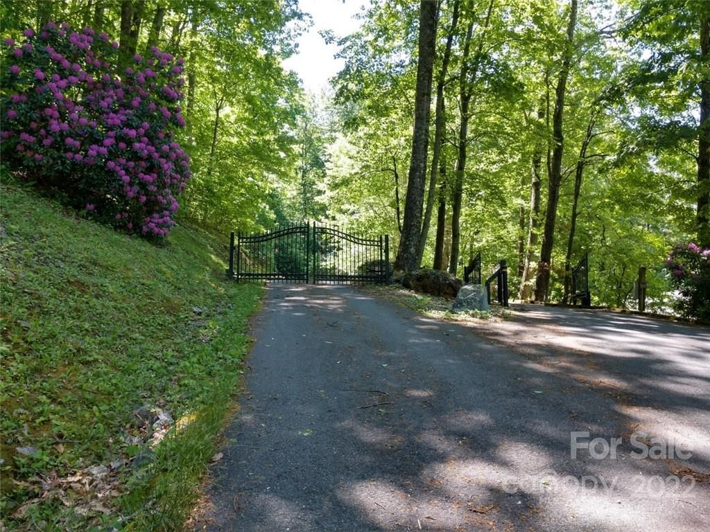 00 Hudson Valley Drive