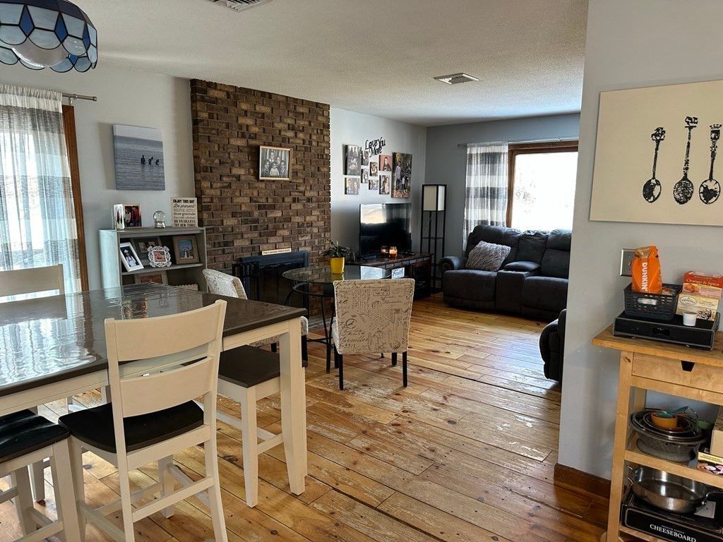 1 Iroquois Dr