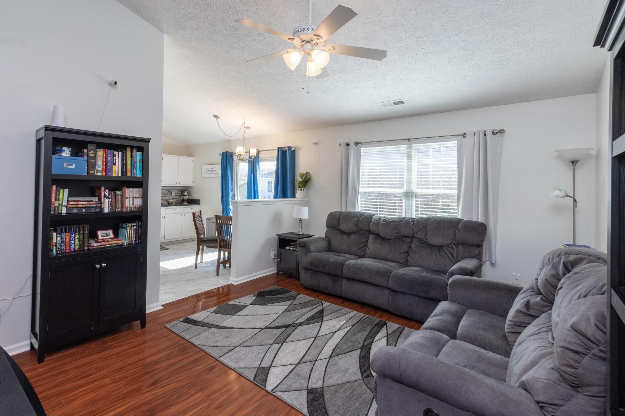 14 Ashwood Circle