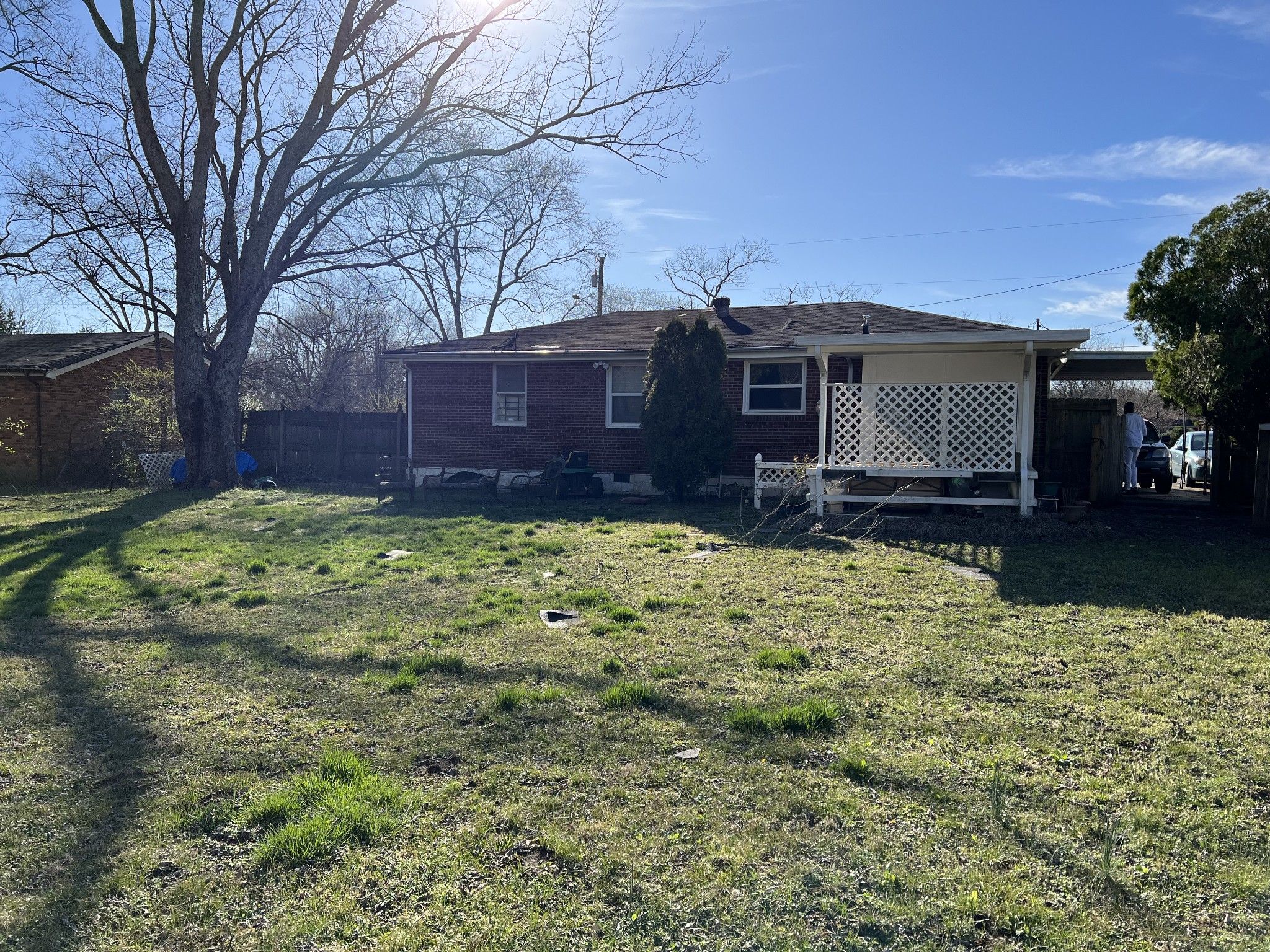 3908 Flicker Dr