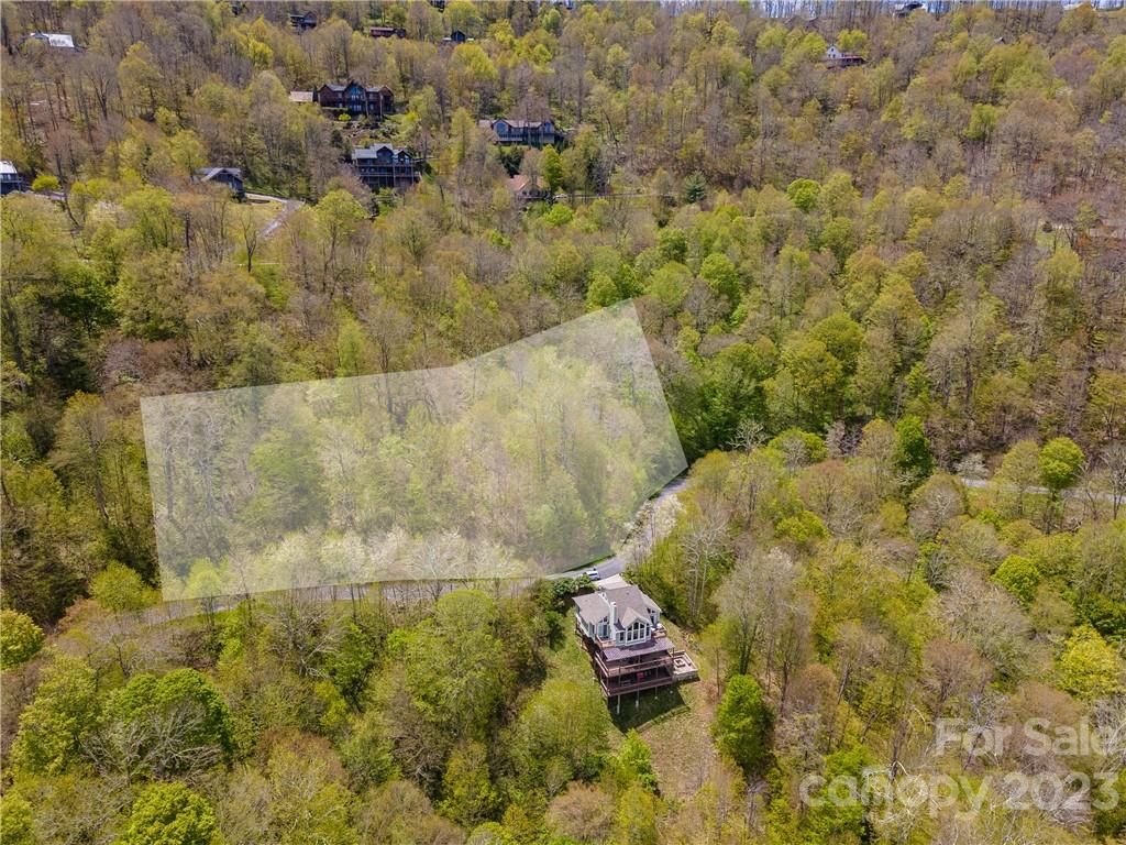 93 Goldenleaf Road