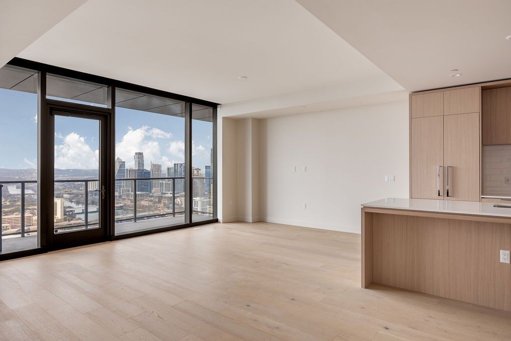 44 East Avenue