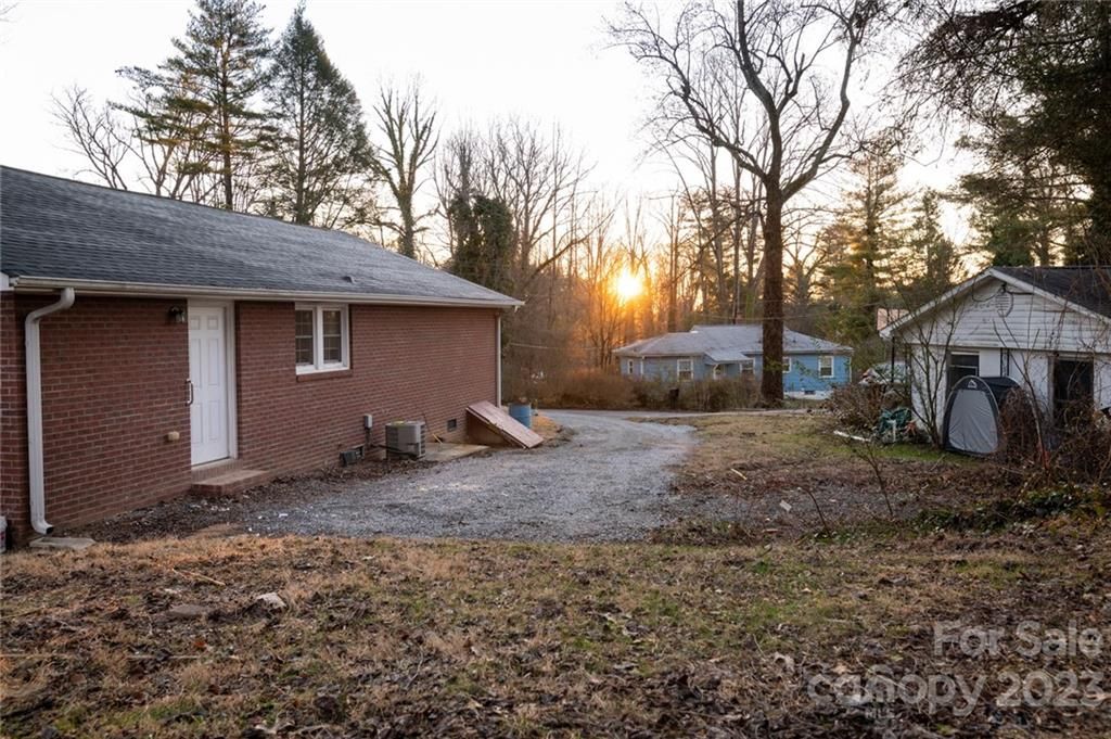 110 Ewart Drive