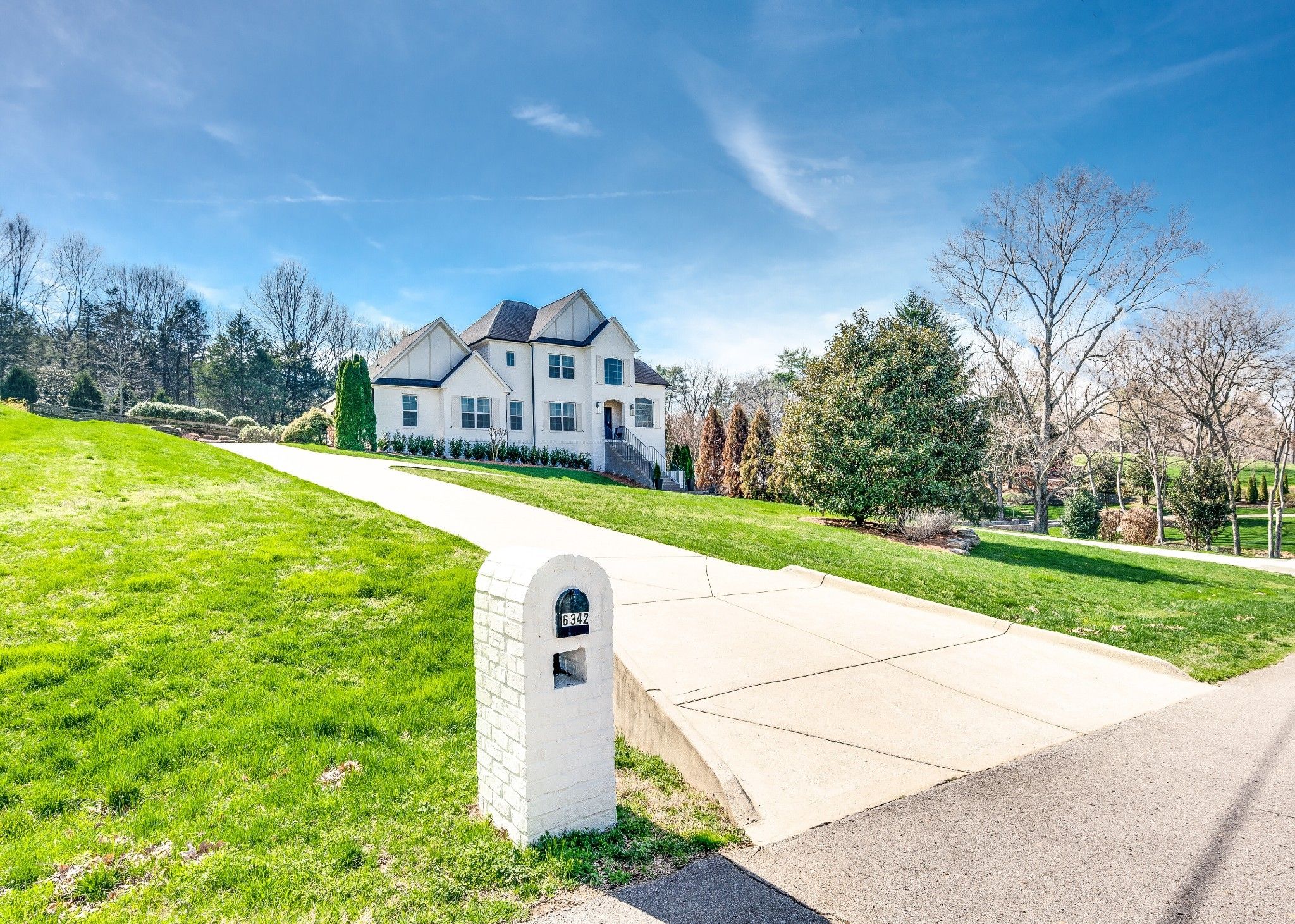 6342 Panorama Dr