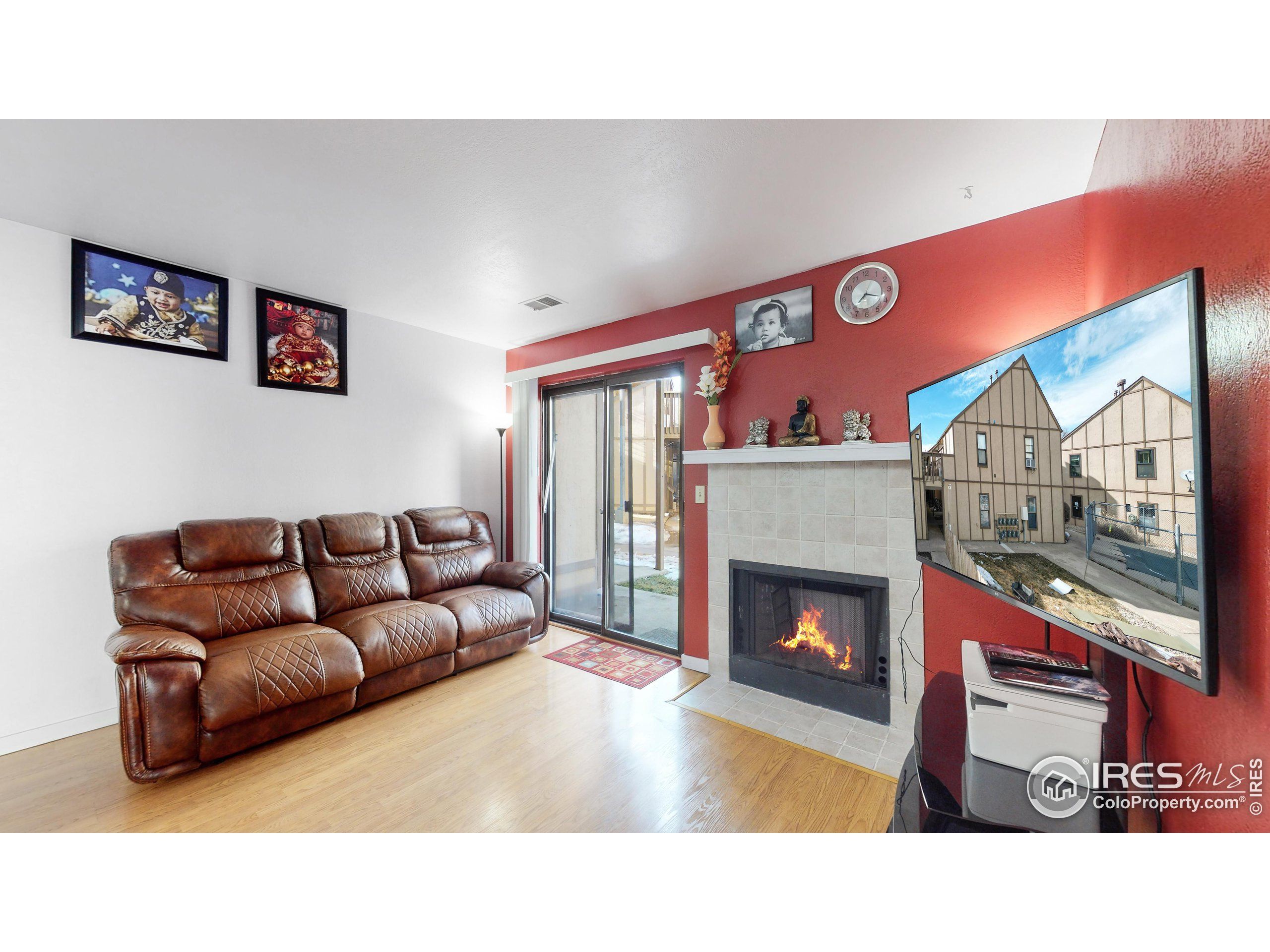 225 E 8th Ave