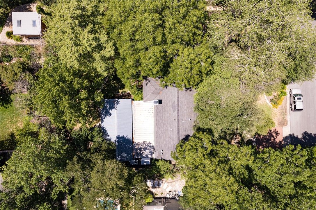 1903 Meadowbrook Drive