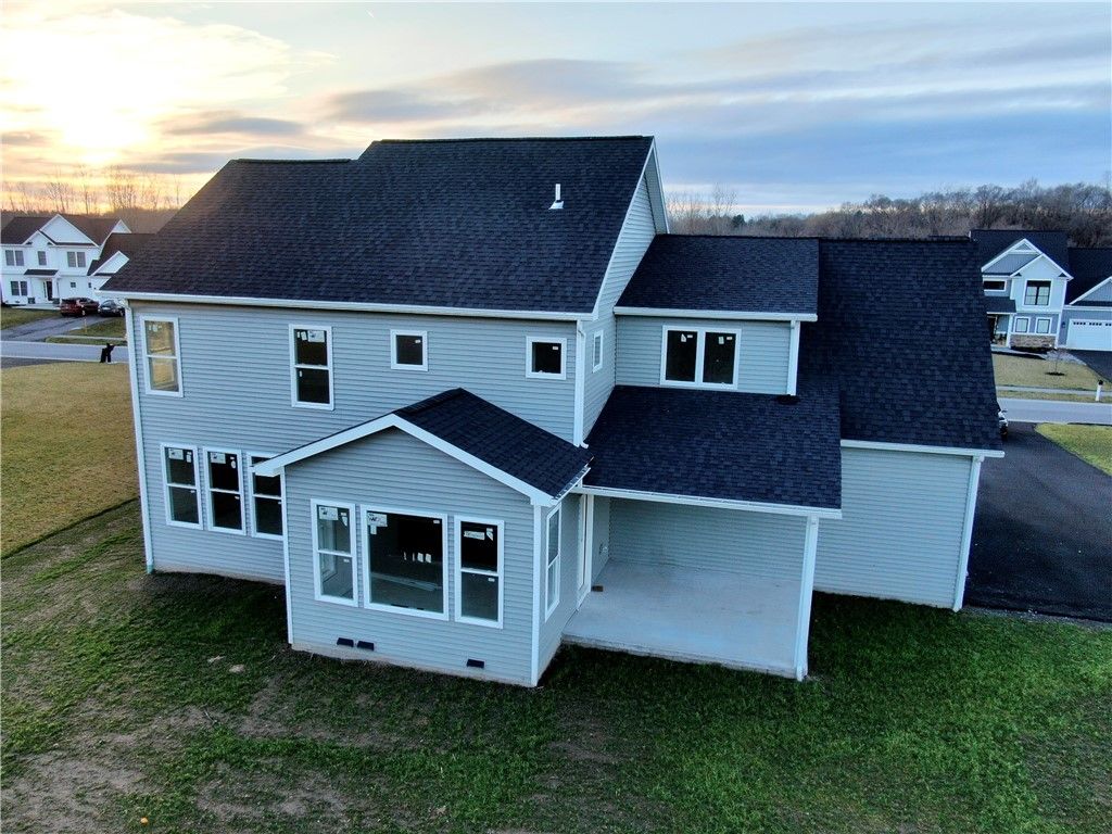 84 Copper Beech Run
