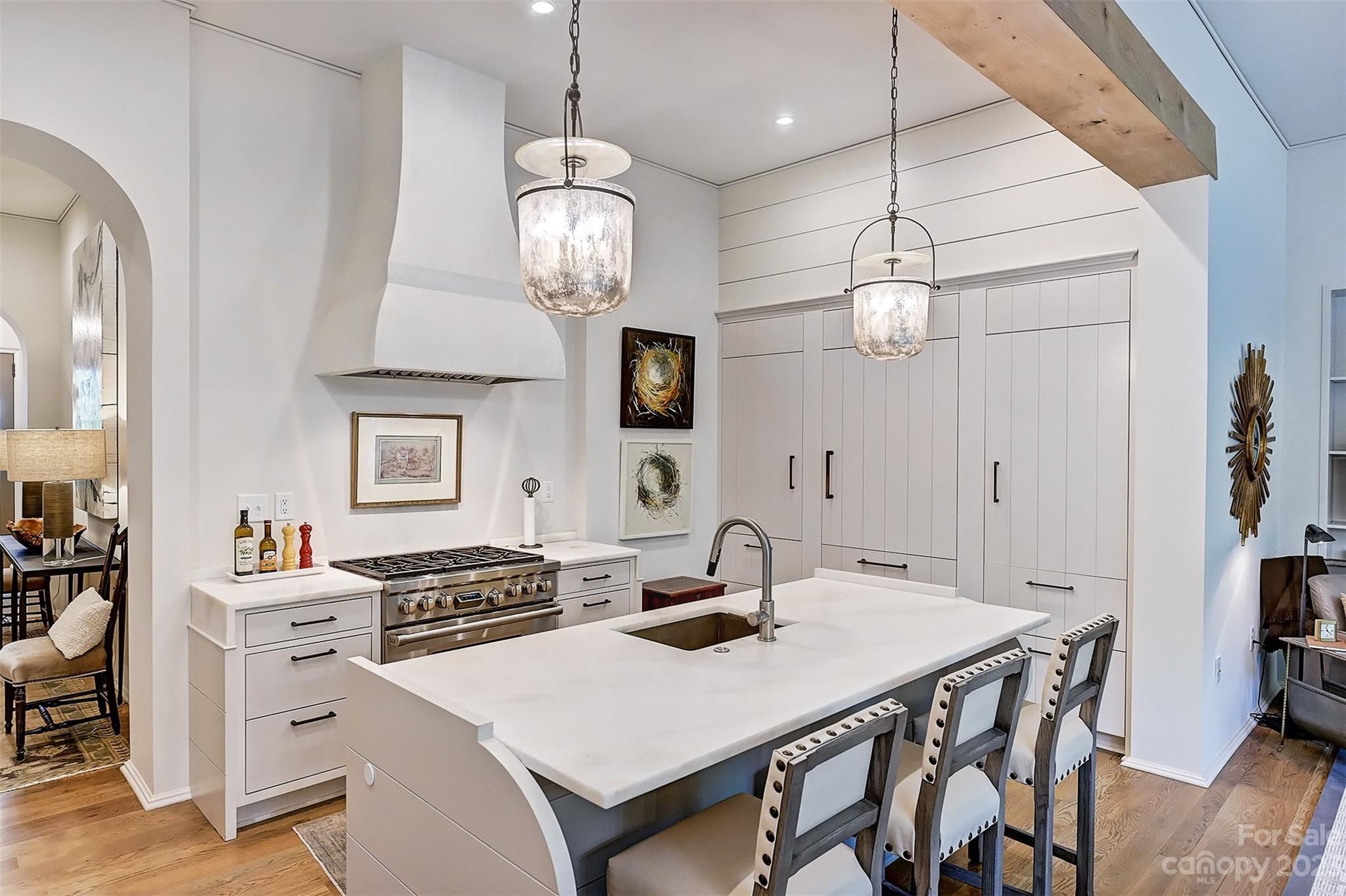 1148 Queens Road