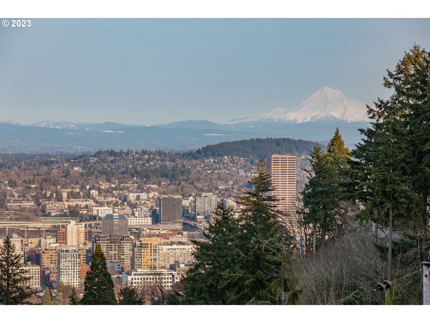619 NW Alpine Ter