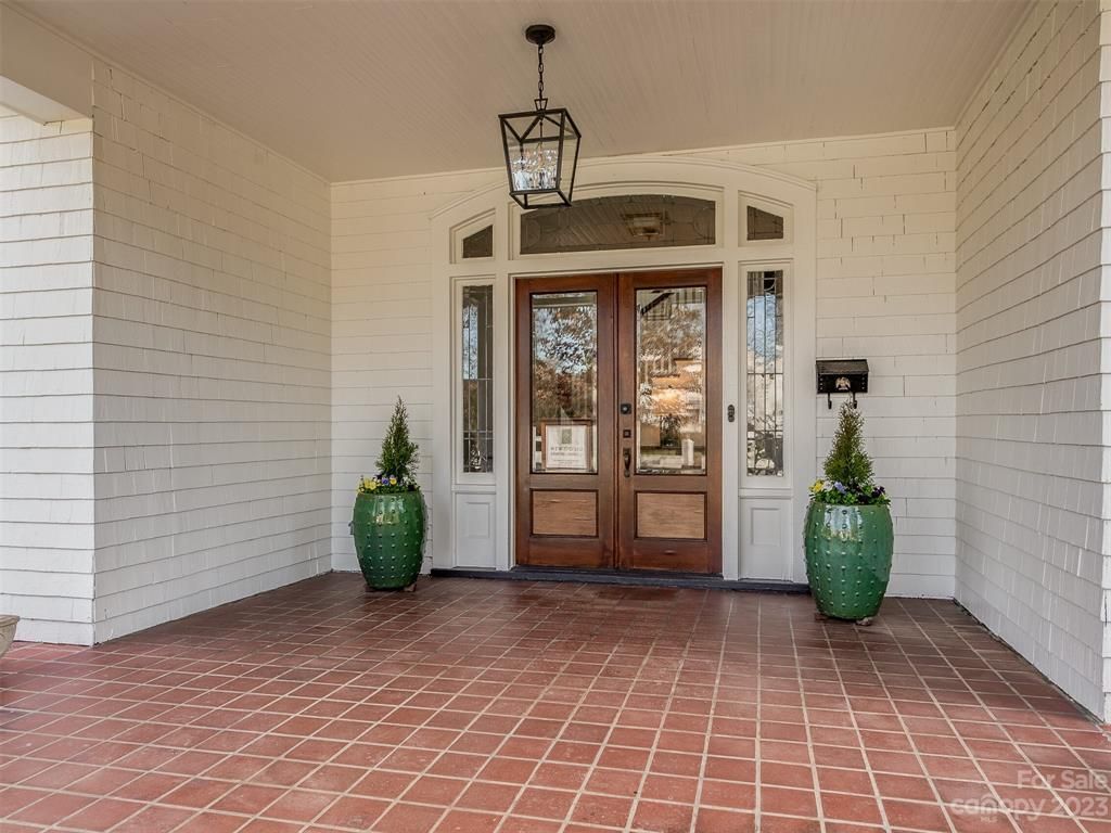 801 Bromley Road