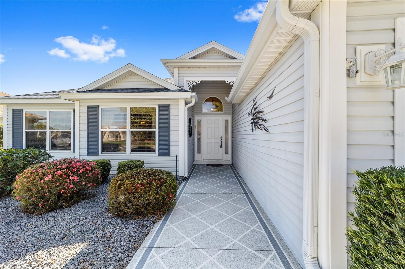 574 Hartley Place