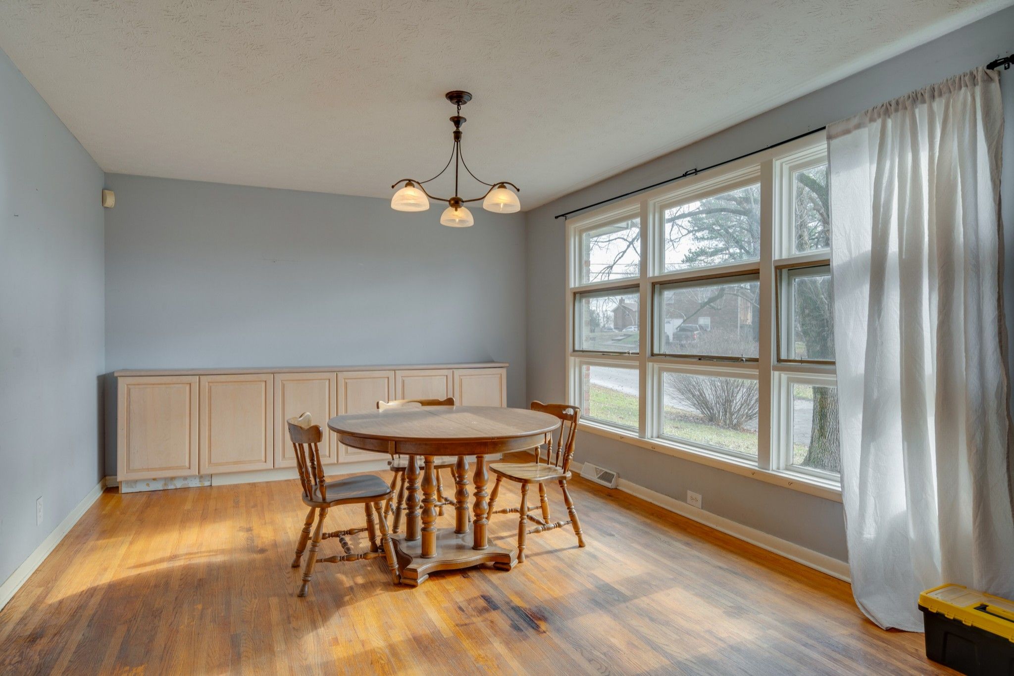 2506 Sleepy Hollow Dr