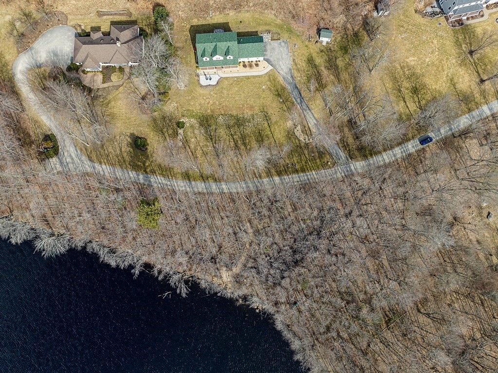 5 Great Pond Way
