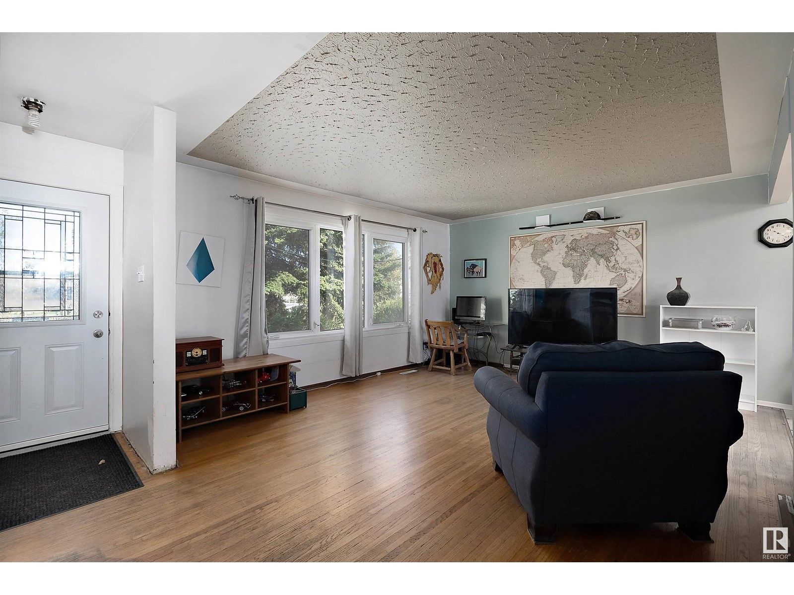 10220 50 ST NW