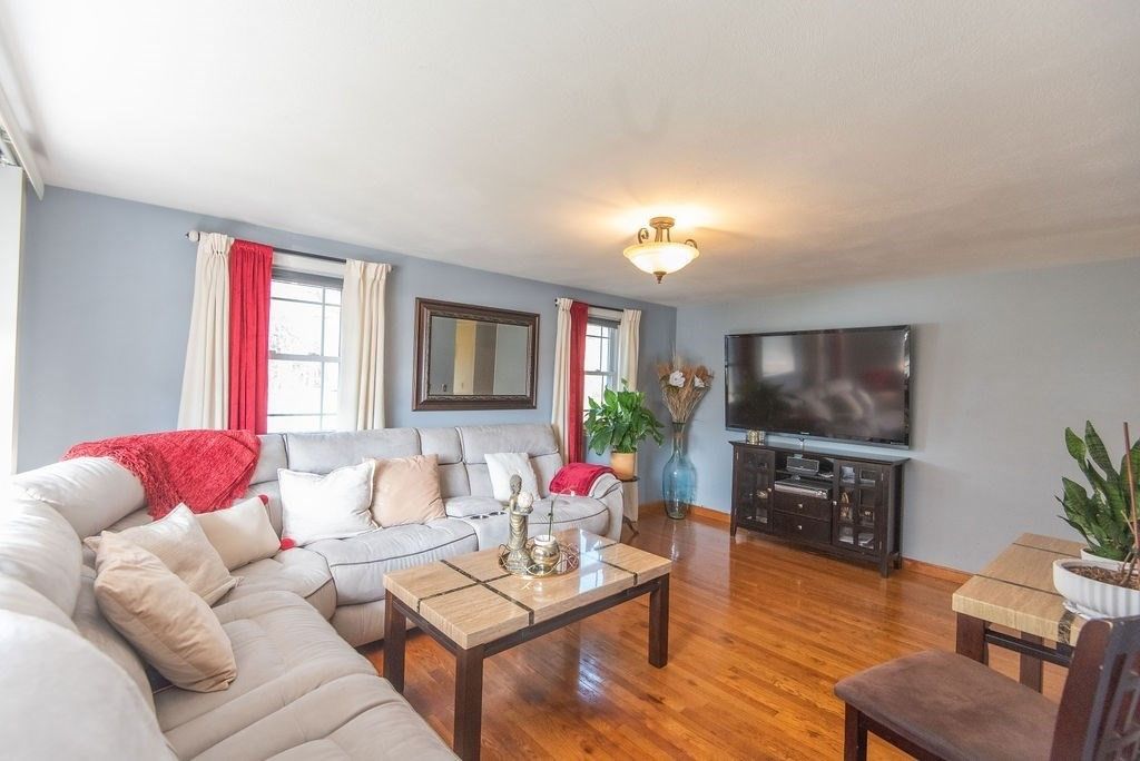 173 Lynnfield