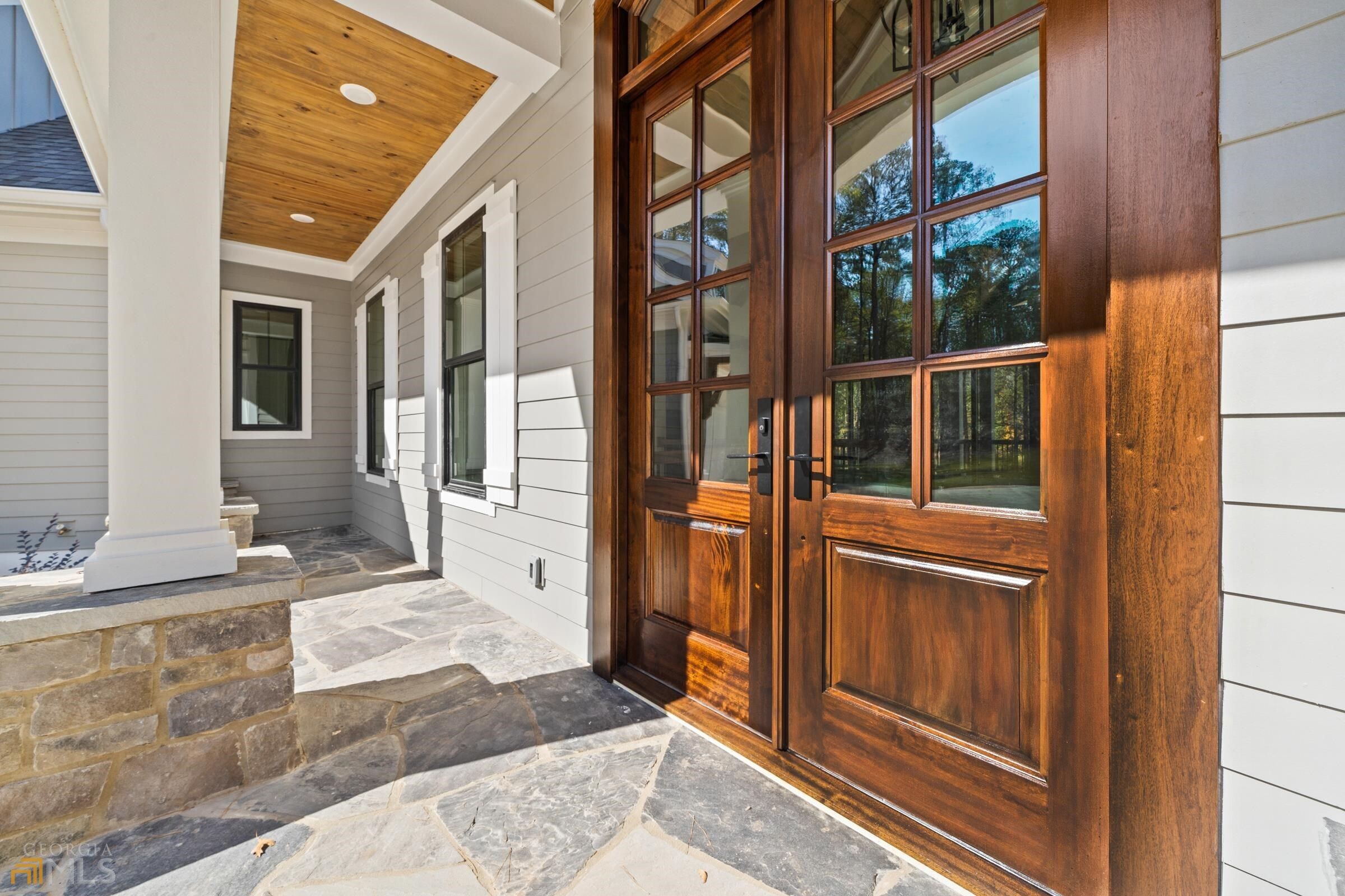 1610 Dogwood Drive