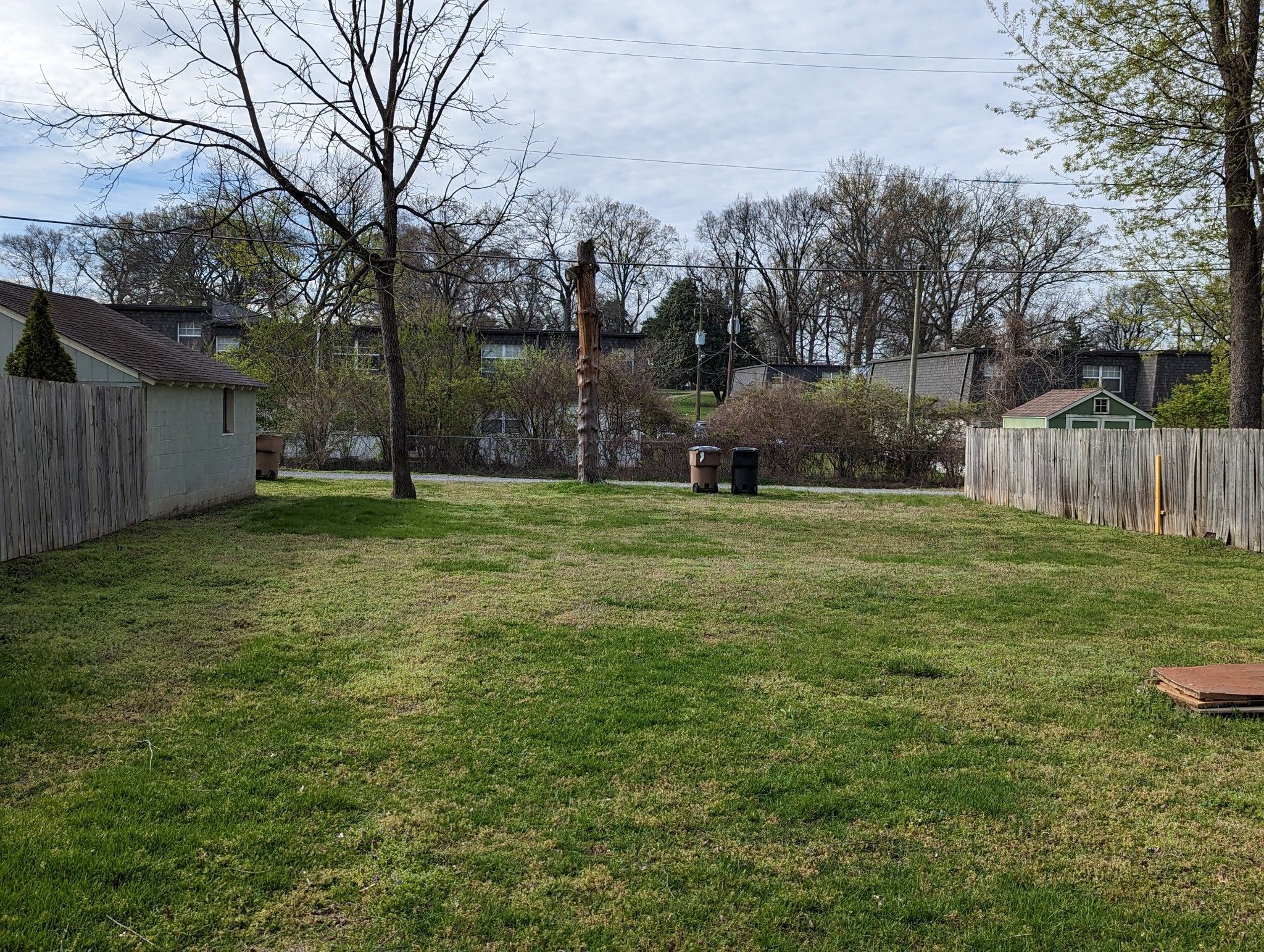 1606 Douglas Ave