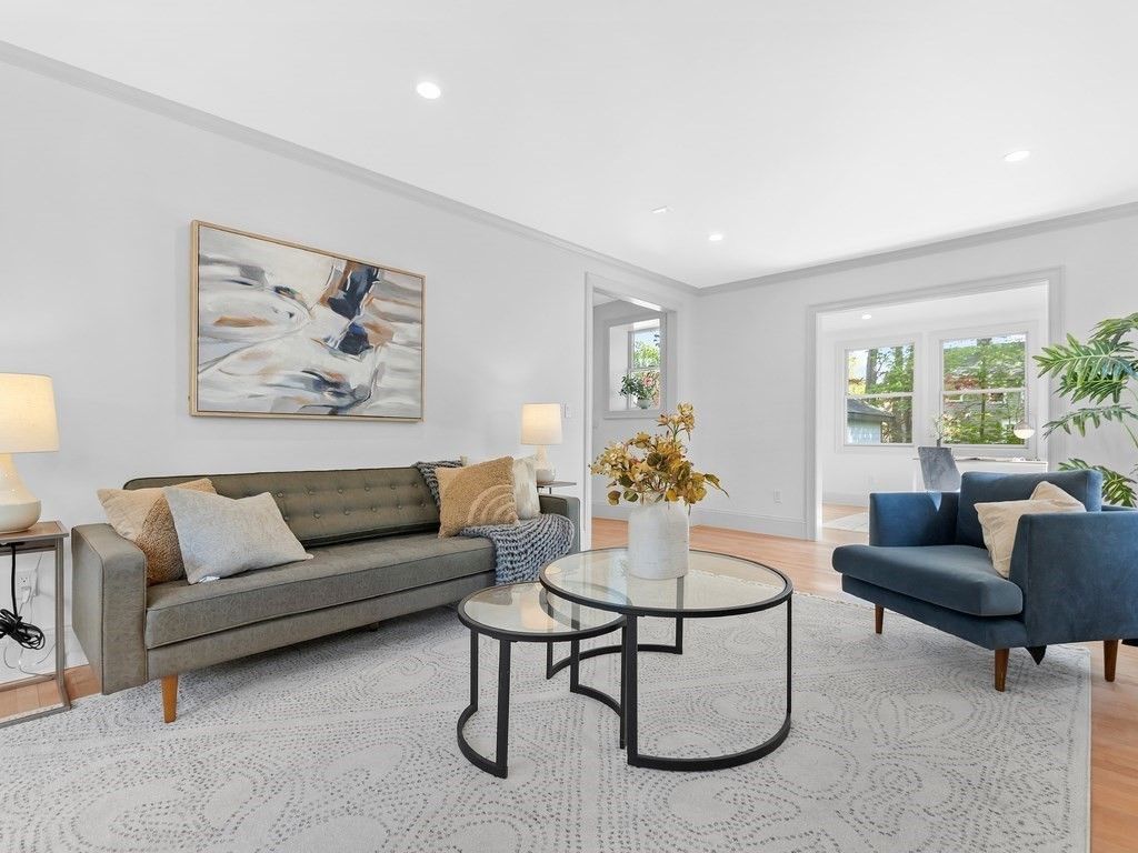 82 Halcyon Road