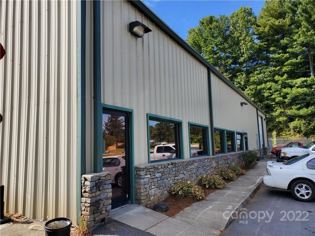 2997 Spartanburg Highway
