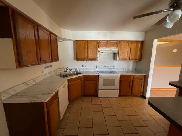 1018 Castilian Court
