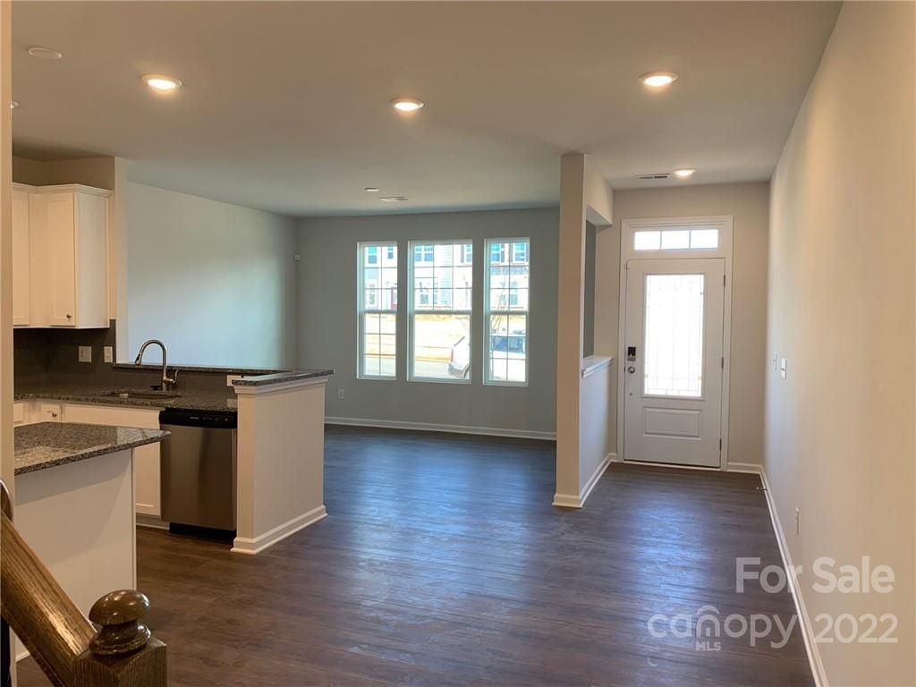 953 Cobbled Way