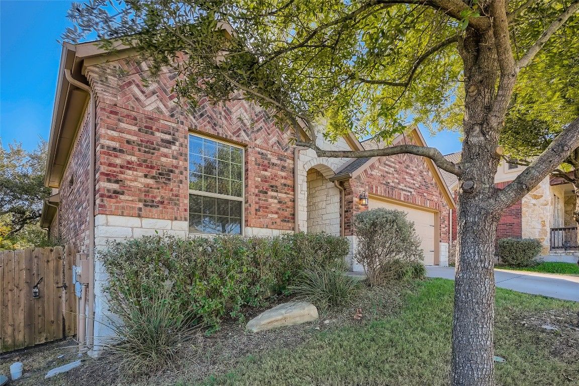 8013 Arbor Knoll Court