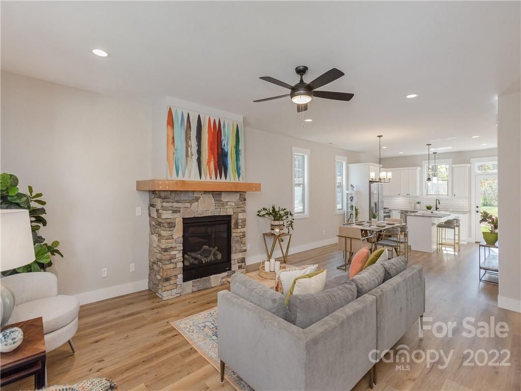 38 Myrtle Lee Cove