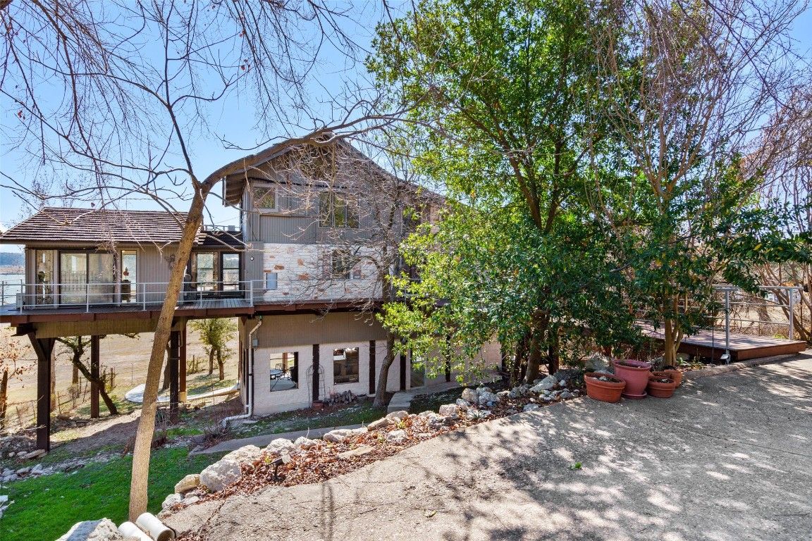 3101 Drapers Cove