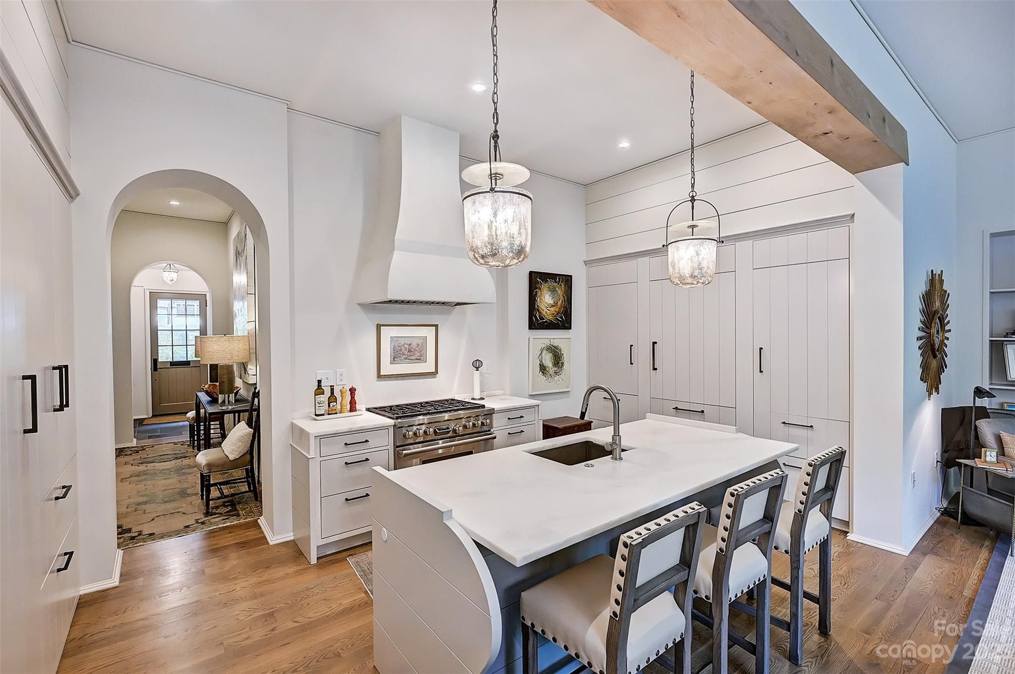 1148 Queens Road