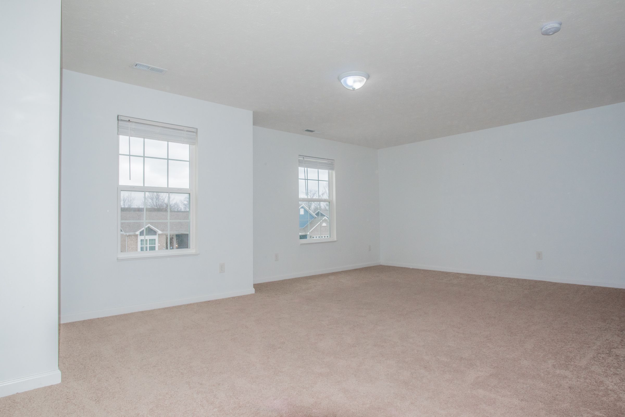 5672 Starla Lane