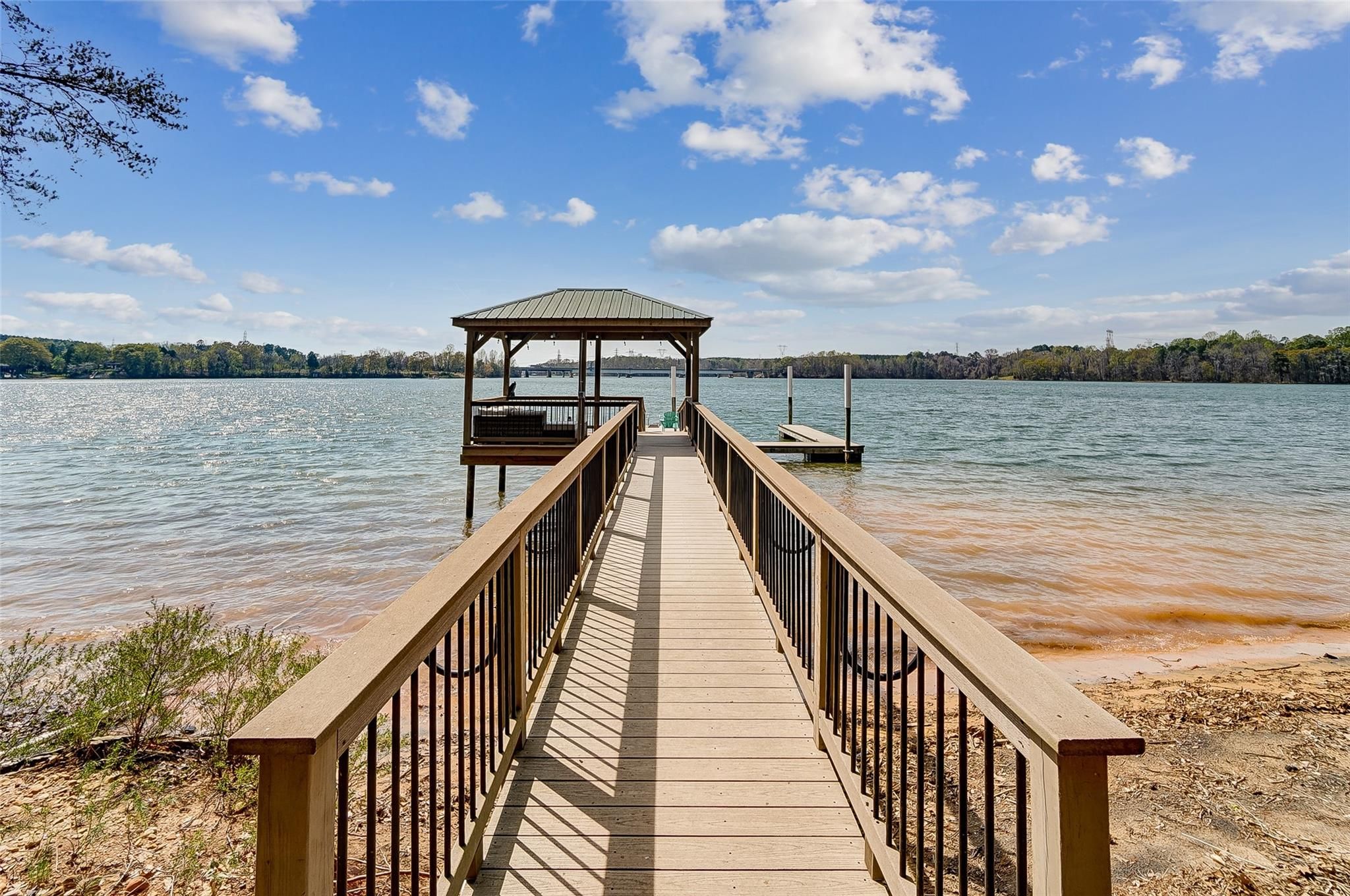 208 Woodwinds Drive