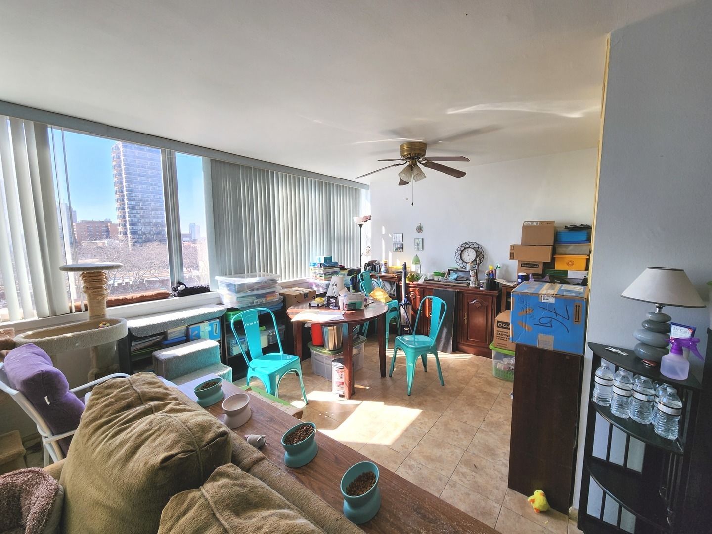 6301 N Sheridan Road