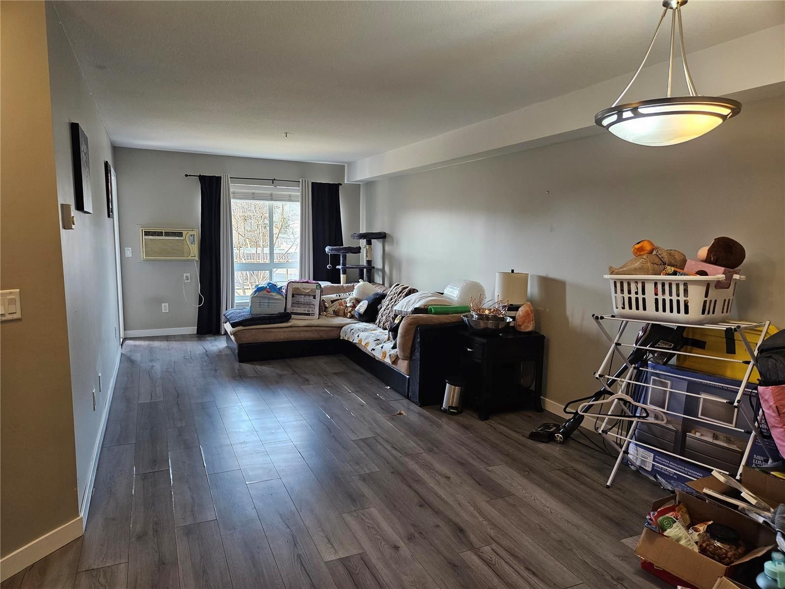 #106 260 Franklyn Road