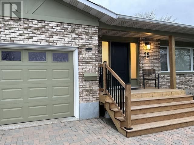 58 Chartwell DR