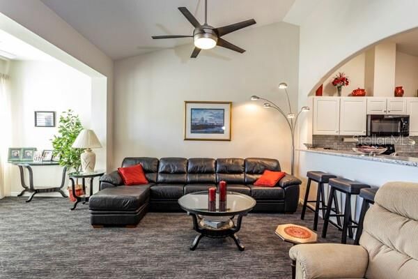 82 Veranda Way