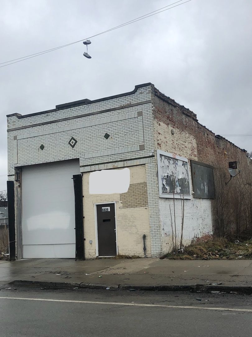 6829 S Ashland Avenue