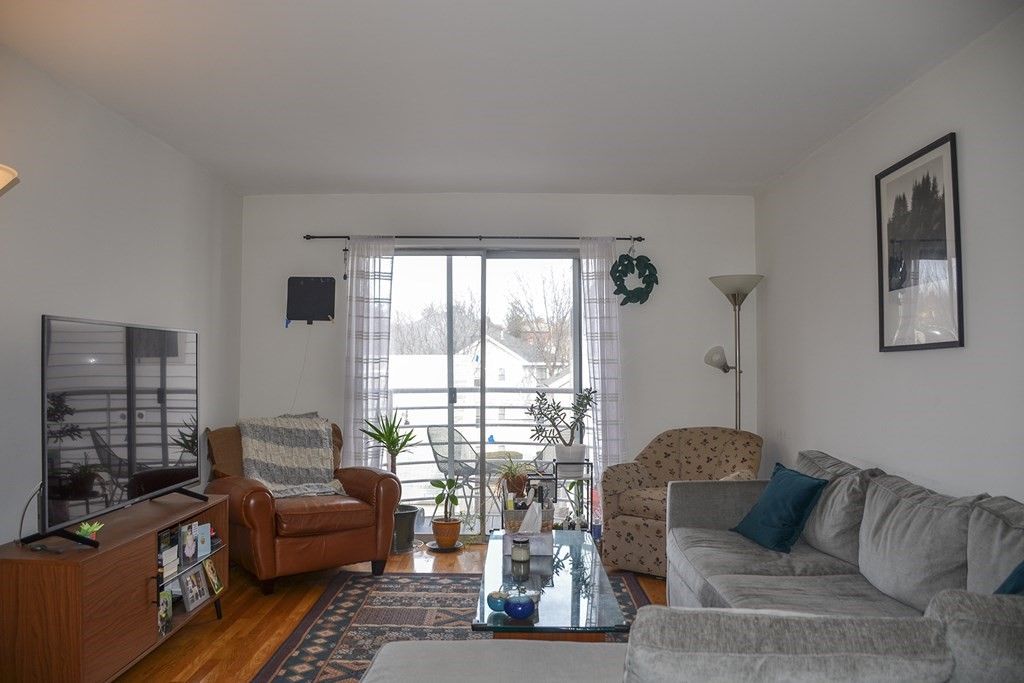 255 Beacon St