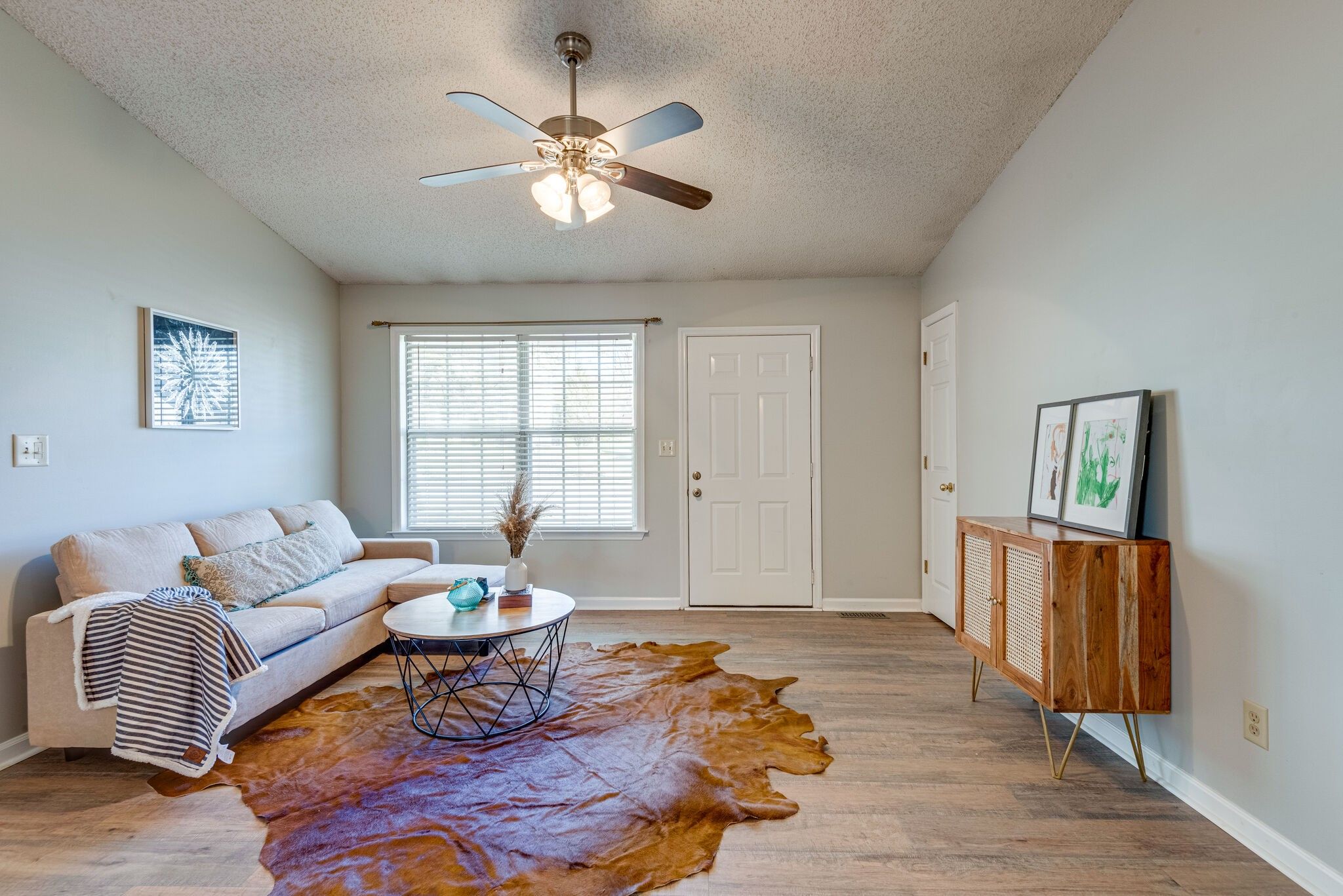 207 Overlook Pl