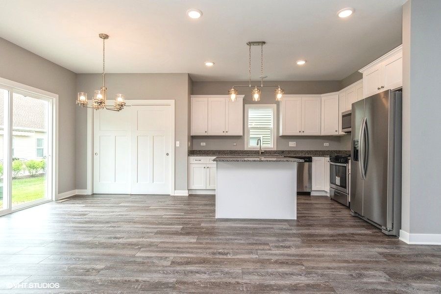 837 Alexandra Lane