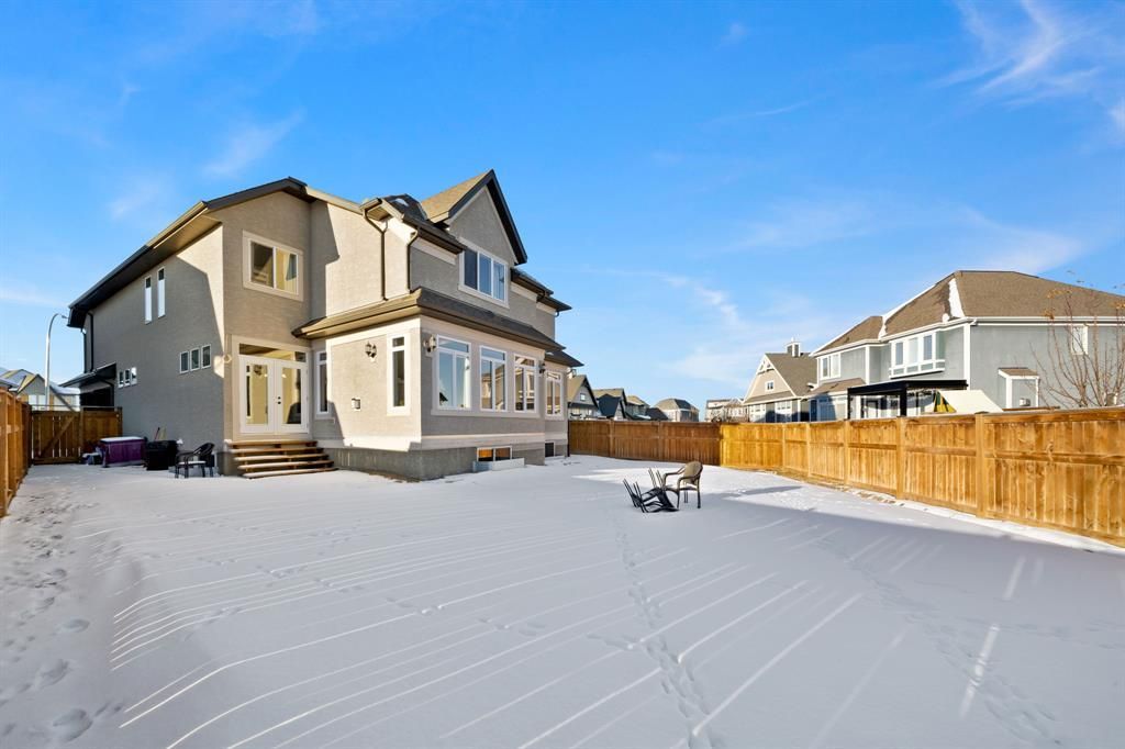 329 Marquis Landing SE