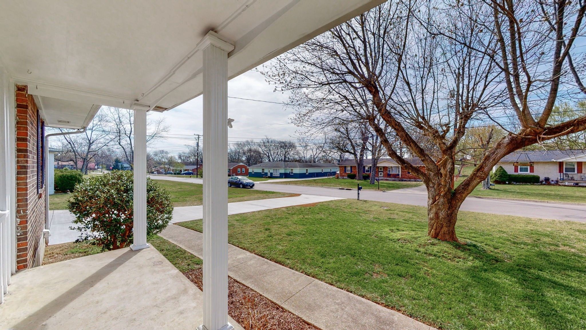 304 Goldie Dr