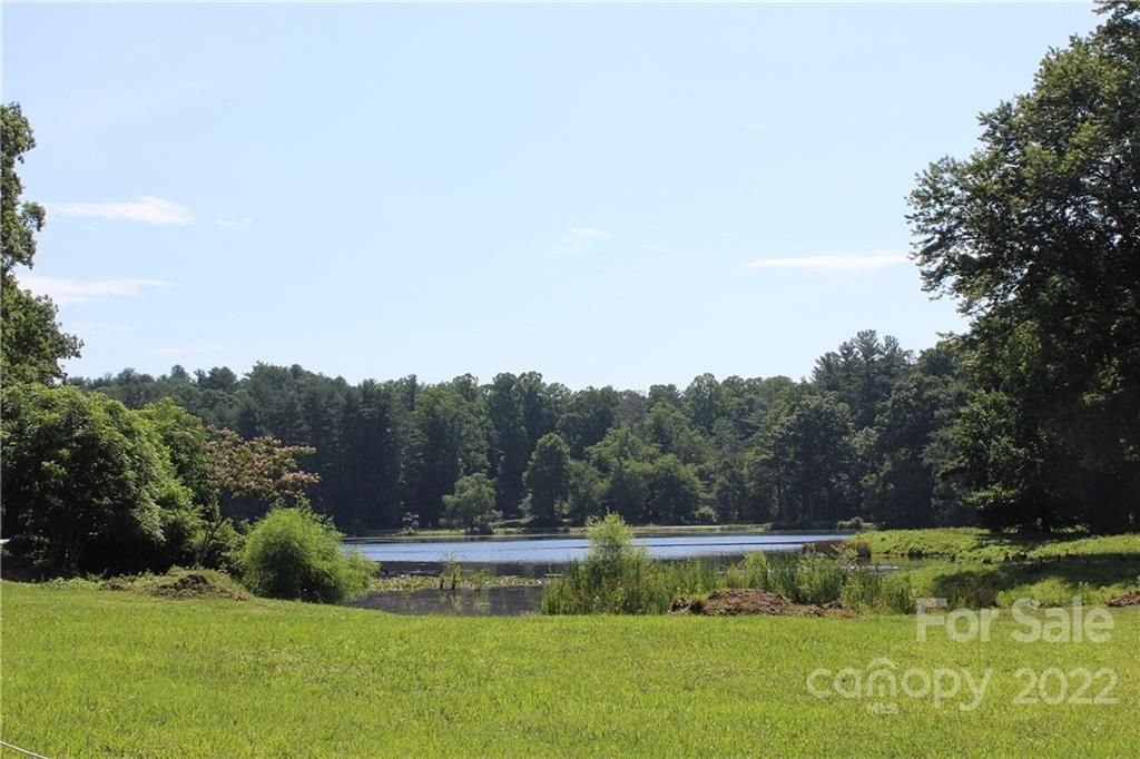 90 Oscelake Way