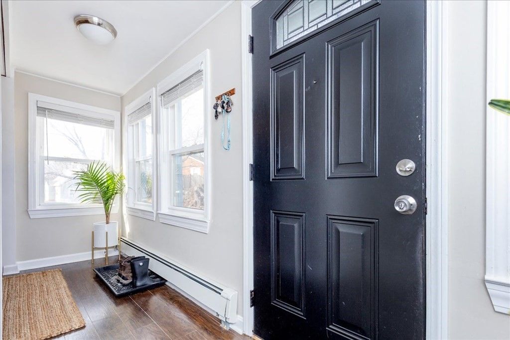 34 Forest St