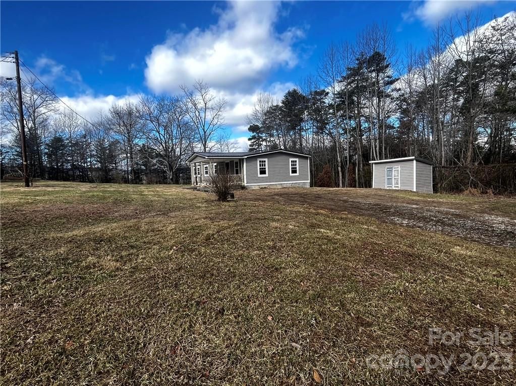 5 Hidden Creek Drive
