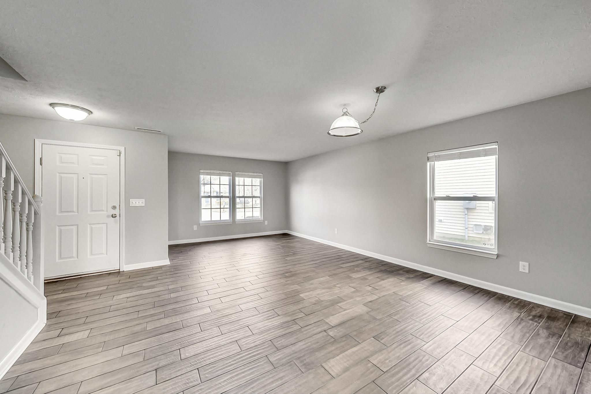 5827 W Deerview Bend