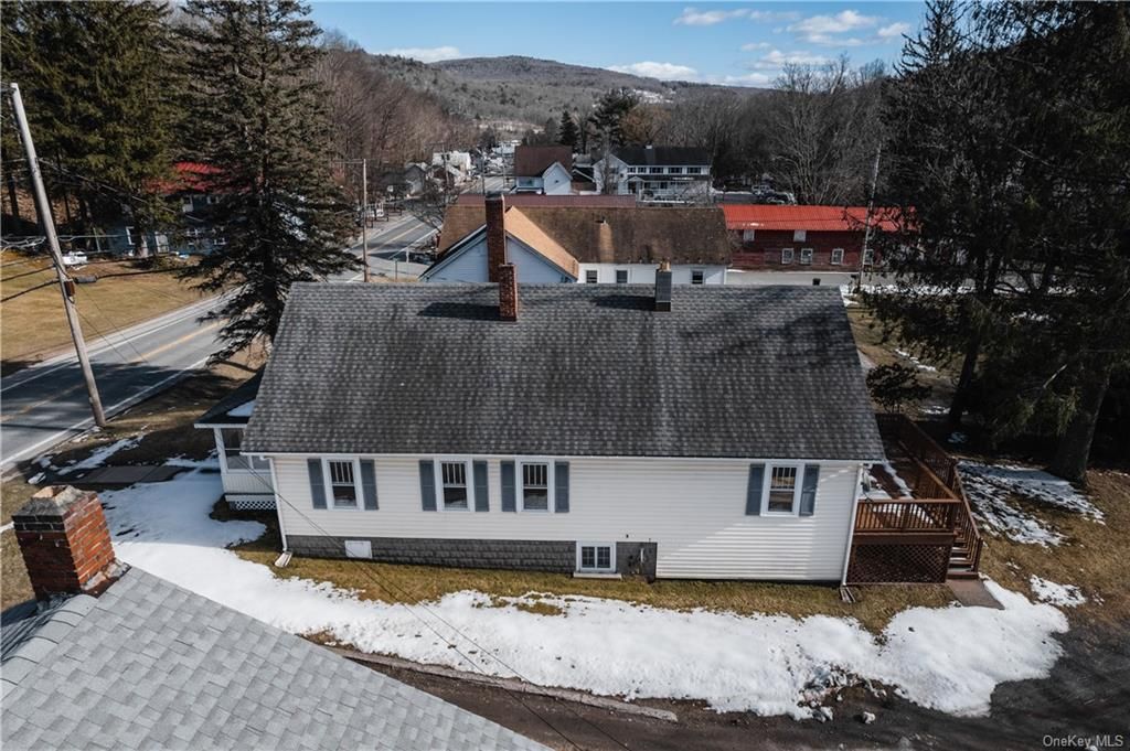 309 Main Street