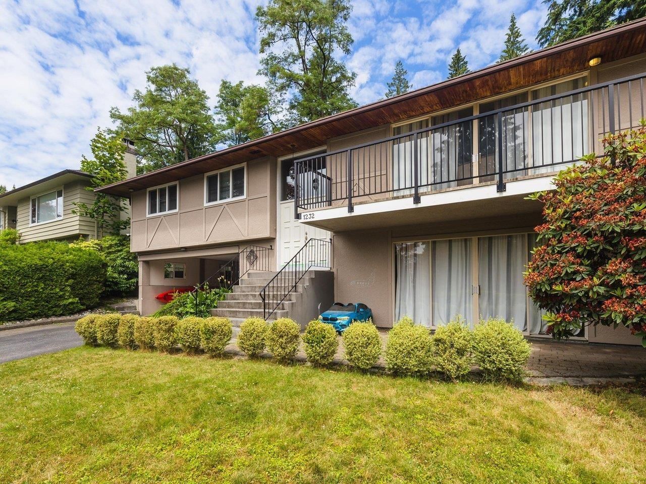 1232 BRACKNELL CRESCENT