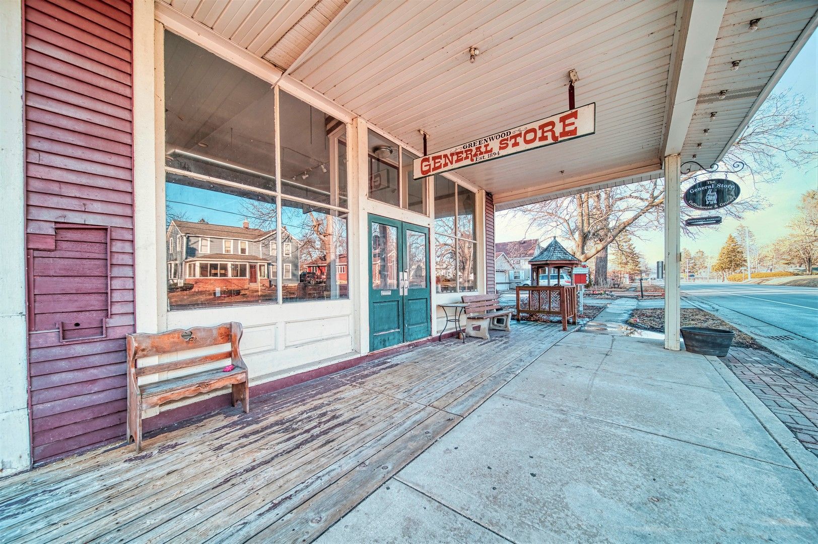 4409 Greenwood Road