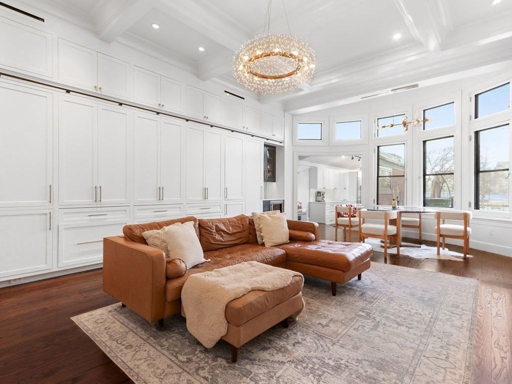 206 Beacon St.