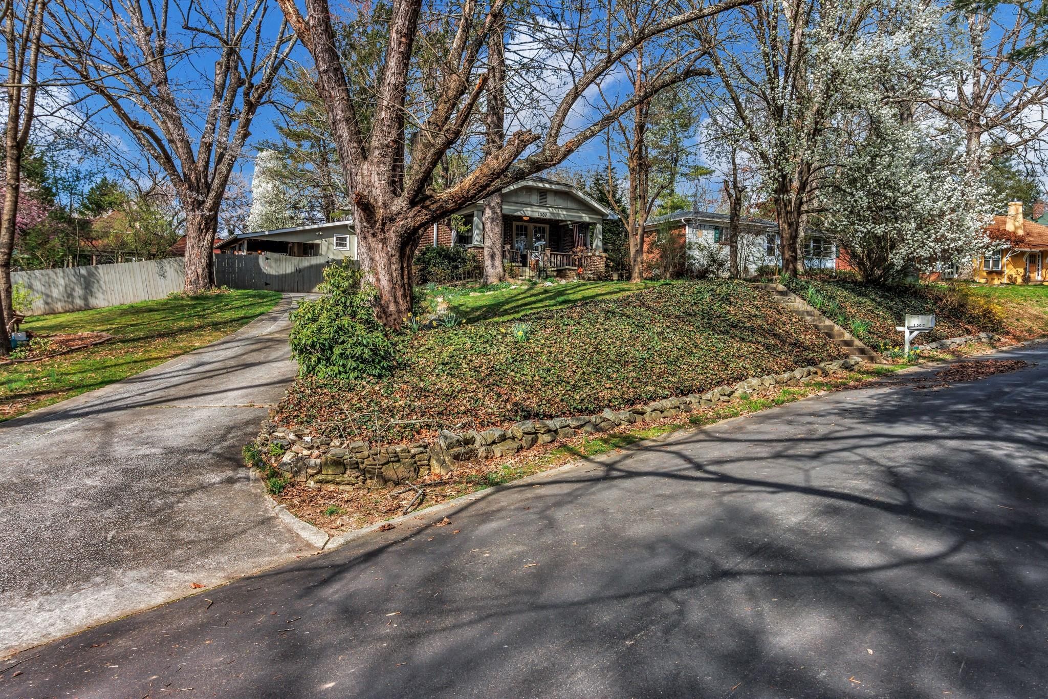 1507 Druid Hills Avenue